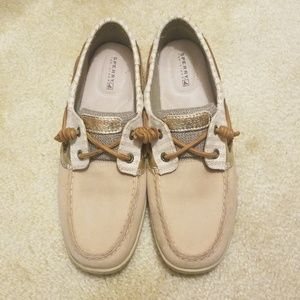 Sperry boat shoes